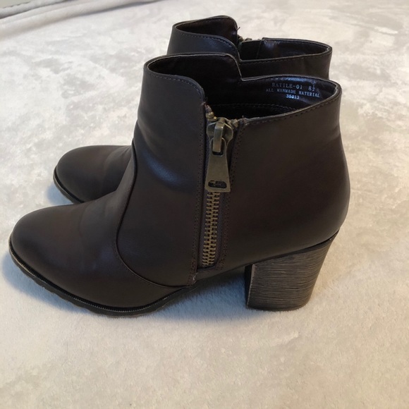 BAMBOO brown heeled ankle booties - Picture 5 of 9